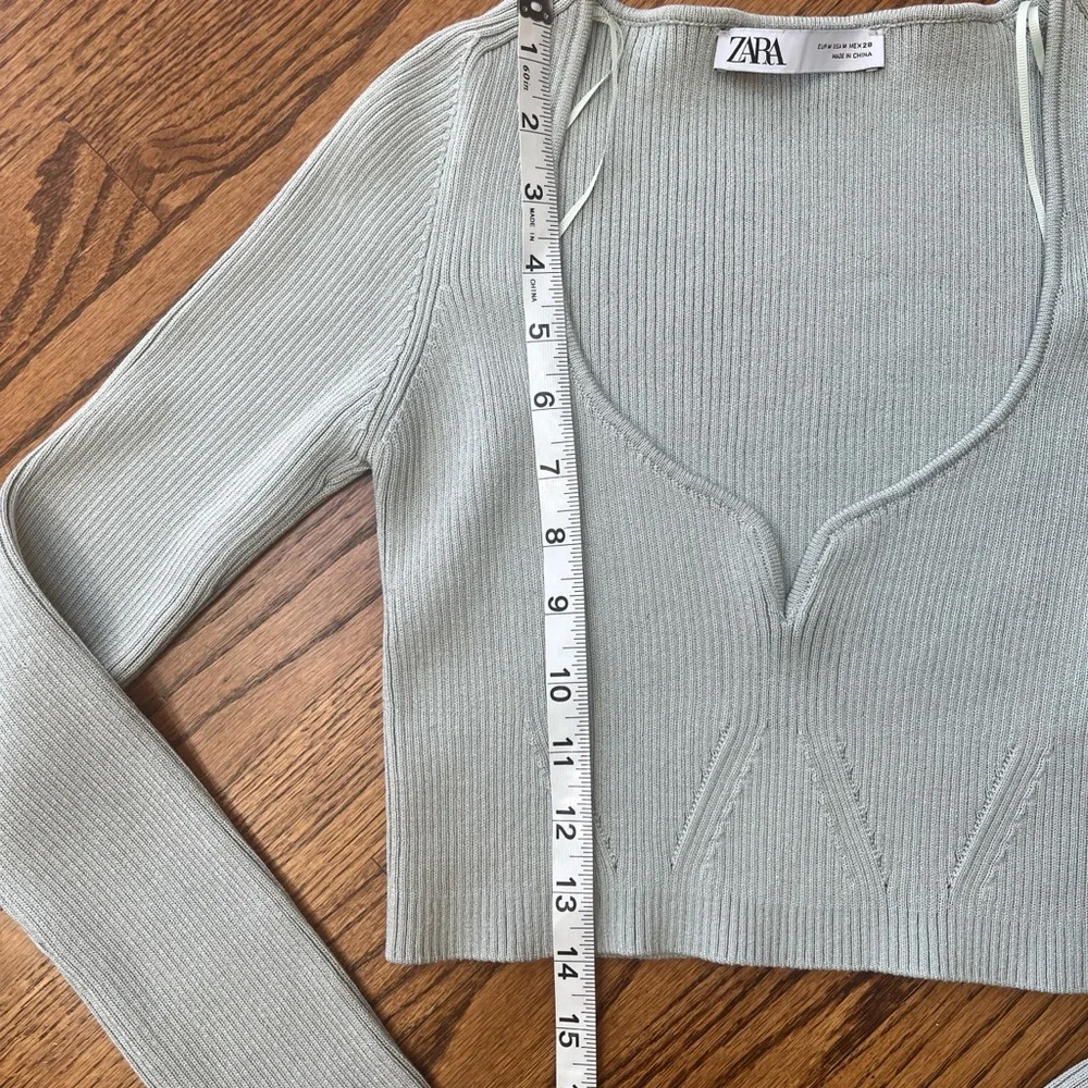 Zara Women's Light Green Ribbed Stretchy Crop Top